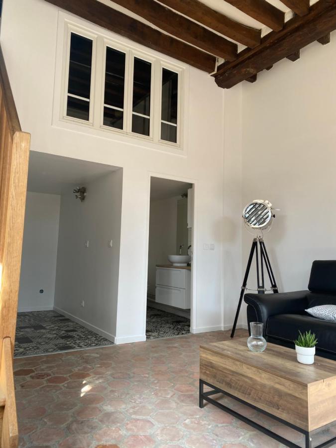 Studio Duplex Avec Spa Et Cour Privee Bonnelles Exterior photo